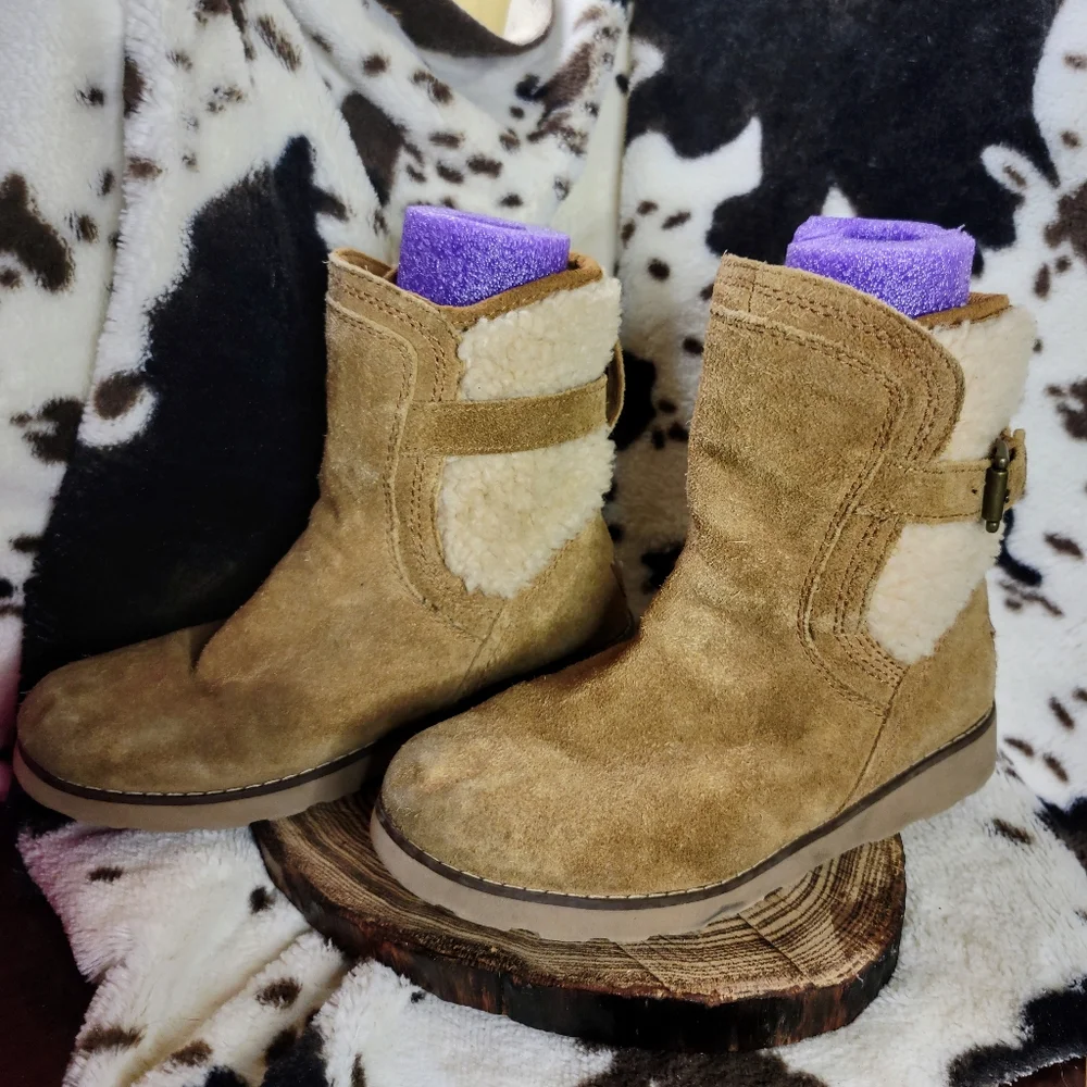 Cozy Tan Kids Boots